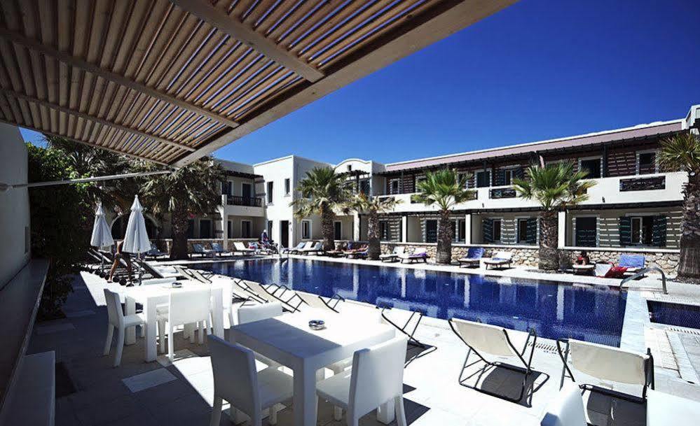 Rose Bay Hotel Kamari  Exterior photo